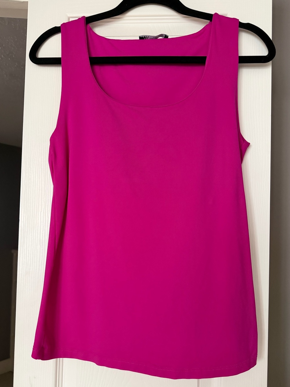 Zara poly tank Top - Fuchsia